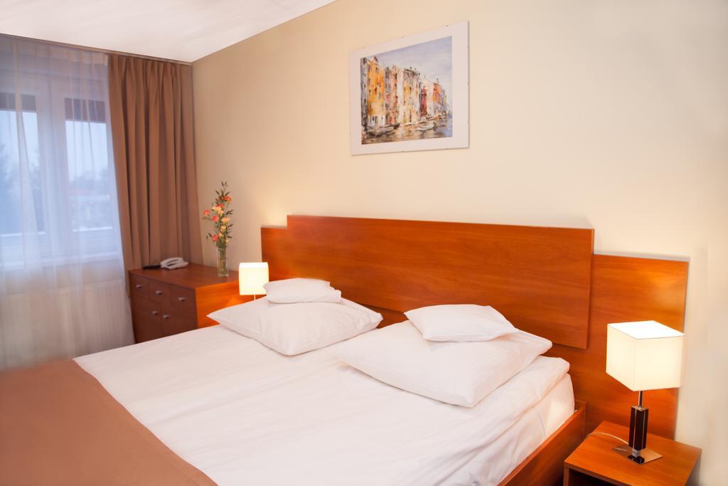 Hotel Ikar Bydgoszcz Room photo